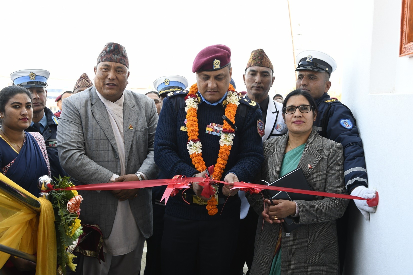 महानिरीक्षक खनालबाट महानगरीय ट्राफिक प्रहरी परिसर भक्तपुरको नवनिर्मित भवन उद्घाटन