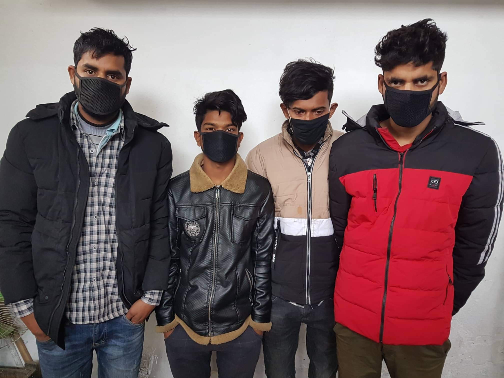 अनलाइन मार्केटिङको नाममा ठगी गर्ने ४ जना पक्राउ
