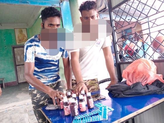 लागूऔषधसहित दुई जना पक्राउ