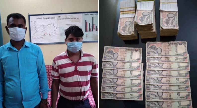 चोरीका मोबाइल बिक्री गरेर १२ लाख ६ हजार रुपैयाँ नक्कली नोट पाएका दुई जना पक्राउ