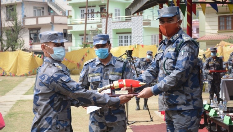 स्पेशल टास्क फोर्स तालिममा सशस्त्रका इन्स्पेक्टर हेमन्त लिम्बु सर्वोत्कृष्ट