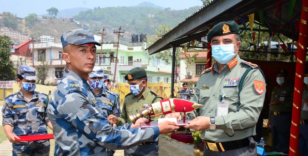 सशस्त्र प्रहरीको स्पेशल टास्क फोर्स तालिममा इन्स्पेक्टर विजय डागी भए सर्वोत्कृष्ट