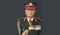 प्रधानसेनापति सिग्देल चीन जाँदै