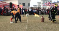 प्रहरी स्कुलको वार्षिकोत्सवमा अभिभावक र विद्यार्थीलाई आगलागी नियन्त्रणसम्बन्धी जानकारी प्रदान