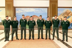 प्रधान सेनापतिद्वारा दर्ज्यानी चिह्न प्रदान