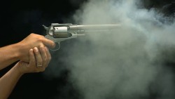 गोली हानेर लागुऔषध कारोबारी पक्राउ