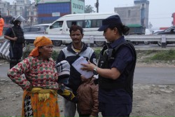 सुकुम्बासीको स्थानान्तरणमा नेपाल प्रहरी सक्रिय, फिल्डमै पुगे आईजीपी कार्की