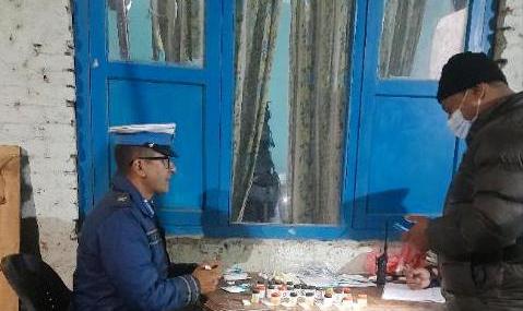 लागुपदार्थ सेवन गरी सवारी चलाउँदै गरेका ११ चालक ट्राफिक प्रहरीको नियन्त्रणमा 