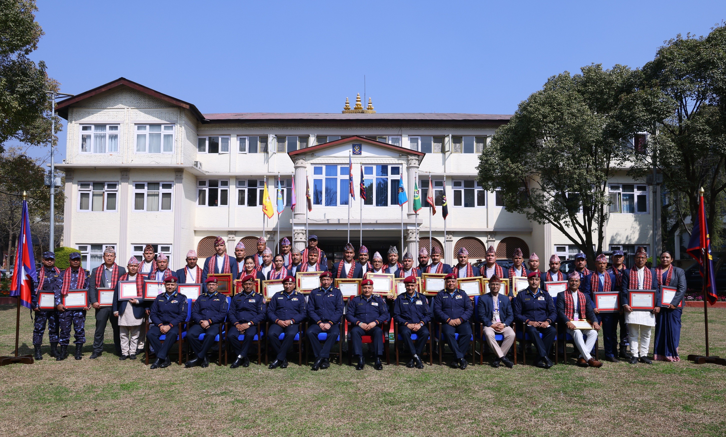 अख्तियारबाट पुरस्कृत प्रहरी कर्मचारीलाई प्रहरी हेडक्वार्टरको बधाई