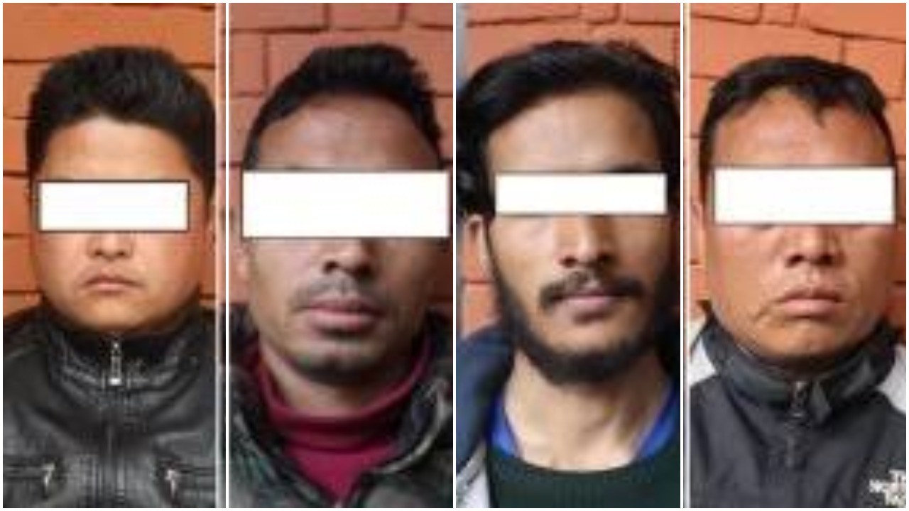 चार लाख नक्कली नोटसहित चार जना पक्राउ