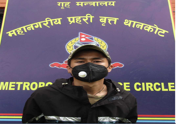 छिटो काम गरिदिने भन्दै रकम असुलेको आरोपमा एक पक्राउ