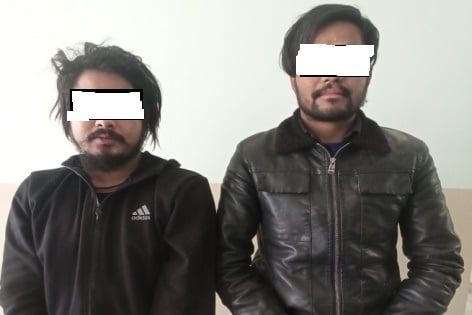 २५० किलो गाँजा र डेढ लाख नगदसहित २ जना पक्राउ