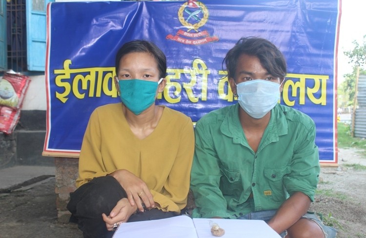 ब्राउन सुगर कारोबार गर्ने युवा-युवती पक्राउ