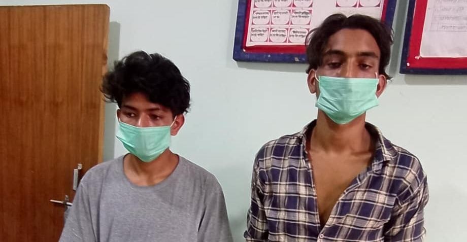 मोबाइल लुटपाट गर्ने २ जना कञ्चनपुर प्रहरीको फन्दामा