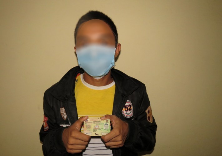 सवारी चालक अनुमतिपत्र किर्ते गर्ने पक्राउ