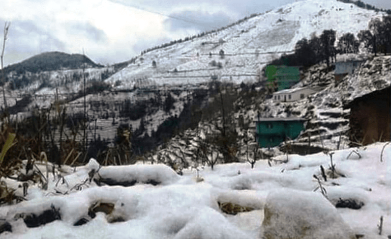 बैतडीमा हिमपात प्रभाव: स्थानीय प्रशासनद्वारा यात्रामा ननिस्कन आग्रह