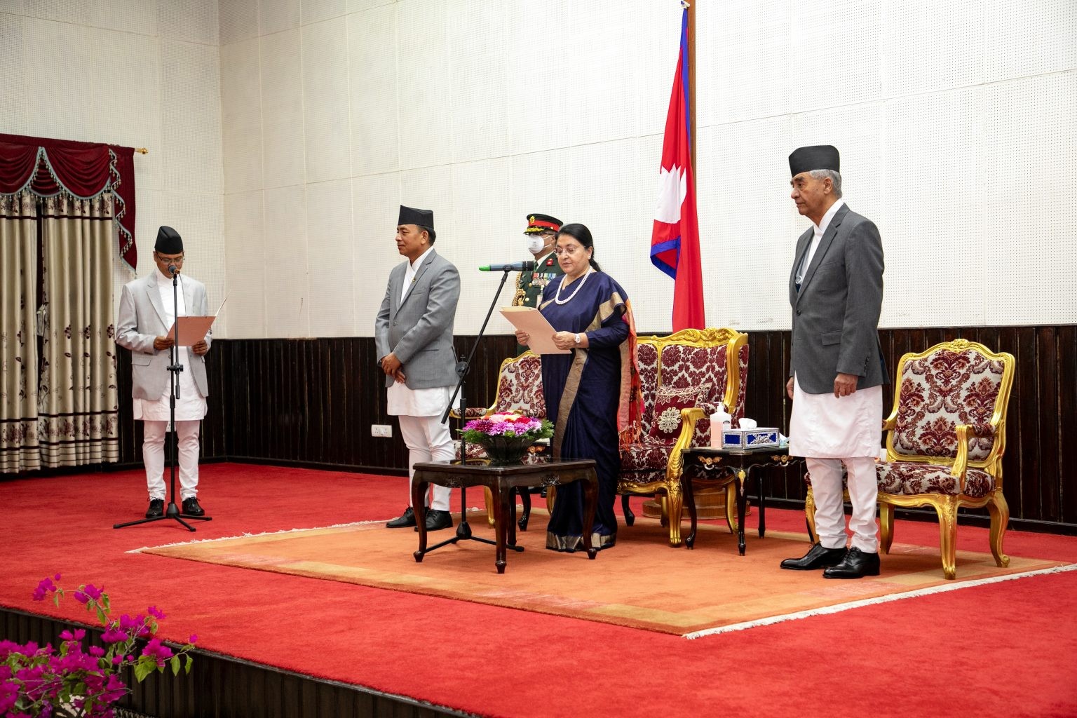 नवनियुक्त कानुनमन्त्री गोविन्द बन्दीले लिए शपथ