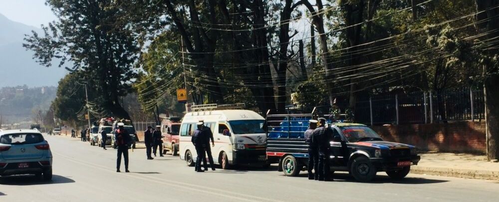 अवस्था ठिक नभएका सवारी साधन चलाउने २१ चालक ट्राफिक प्रहरीको कारवाहीमा