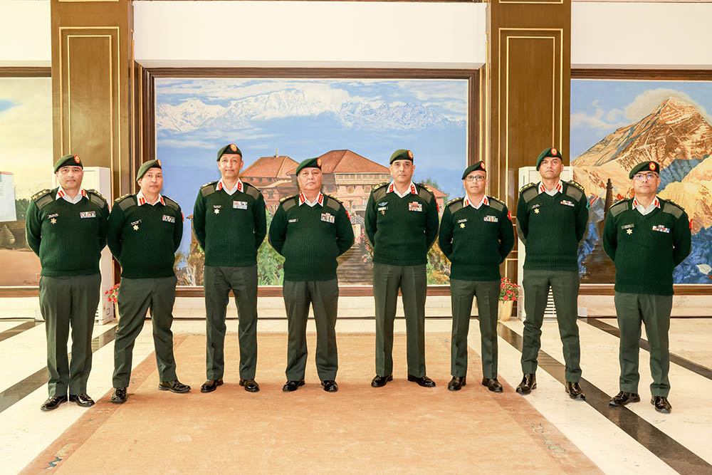 प्रधान सेनापतिद्वारा दर्ज्यानी चिह्न प्रदान