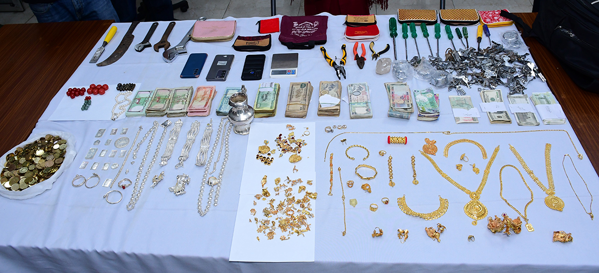 काठमाडौंको विभिन्न स्थानहरूमा श्रृङ्खलाबद्ध चोरीमा संलग्न पक्राउ