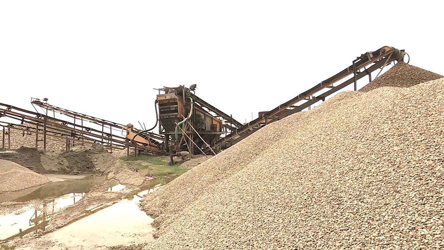 गृह मन्त्रालयको निर्देशनपछि दाङका सबै क्रसर उद्योग बन्द