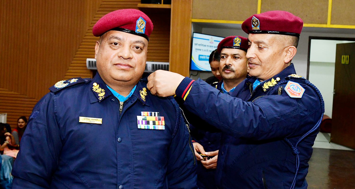 एआईजीपी कार्कीसहित तीन जना प्रहरी अधिकृतलाई दर्ज्यानी चिह्न प्रदान