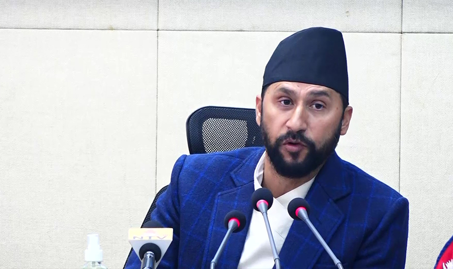 आदेश होइन कानुनको पालना गर्न गृहमन्त्री लामिछानेको निर्देशन
