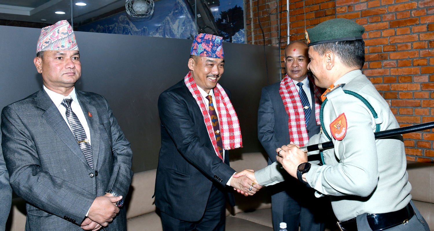 सशस्त्र प्रहरी महानिरीक्षक राजु अर्याल भारत प्रस्थान