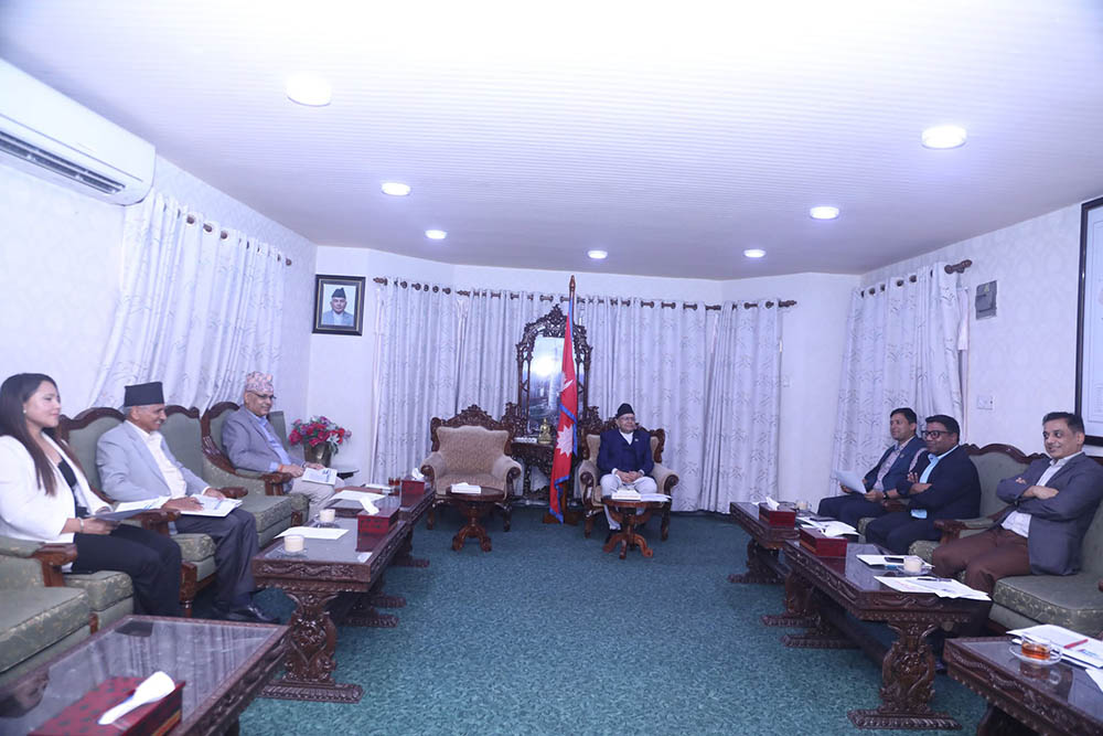 संसदको क्यालेन्डर तय गर्न सभामुख घिमिरेद्वारा सचेतकहरूसँग छलफल