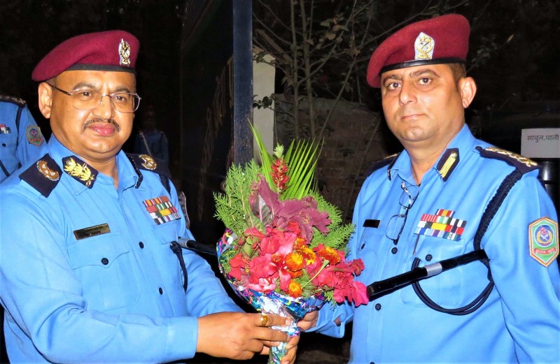 डीआईजी थापाद्वारा बागमती प्रदेश प्रहरी तालिम केन्द्र सिन्धुलीको निरीक्षण