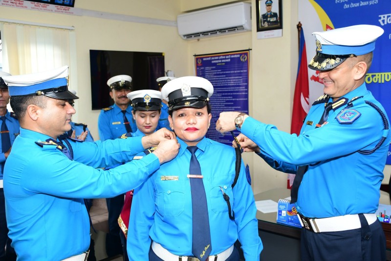 वरिष्ठ प्रहरी हवल्दार मिनालाई दर्ज्यानी चिह्न प्रदान