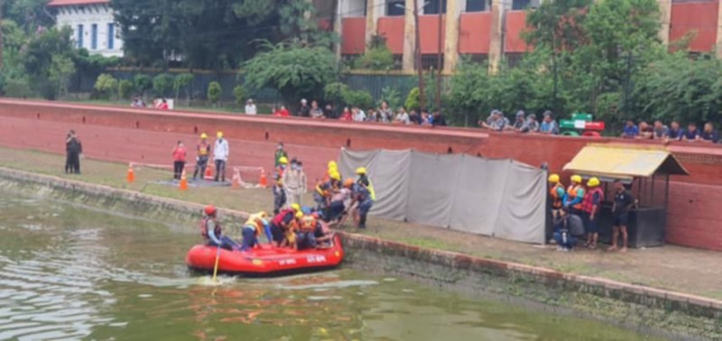 मनसुनजन्य विपद् प्रतिकार्य कृत्रिम अभ्यास तथा नगर प्रहरी प्रशिक्षण कार्यक्रम सम्पन्न (तस्बिरहरू)
