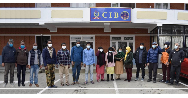 संरक्षित वन्यजन्तु गैंडाको खाग ओसारपसार तथा खरिद बिक्री गर्ने १५ जना पक्राउ