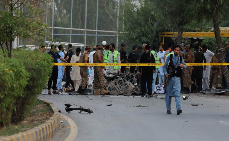 पाकिस्तानको अर्धसैनिक बलको मुख्यालयमा आत्मघाती आक्रमण