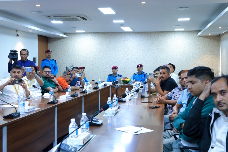 केन्द्रीय प्रहरी प्रवक्ता काफ्लेद्वारा सञ्चारकर्मीहरूसँग साक्षात्कार, यस्तो छ गत आर्थिक वर्षको कार्य प्रगति (पूरा विवरणसहित)