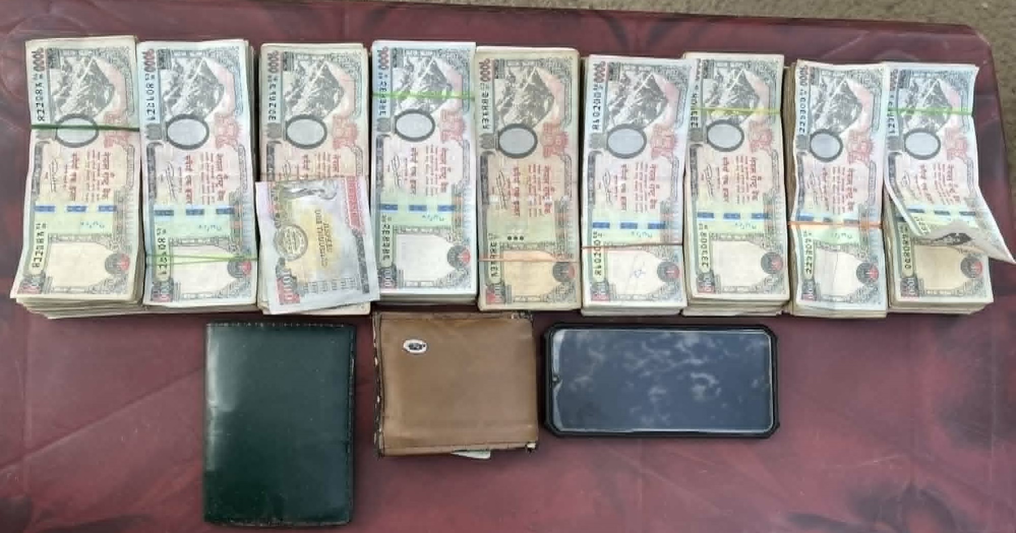 स्रोत नखुलेको नौ लाख रुपैयाँसहित पर्साबाट एकजना पक्राउ