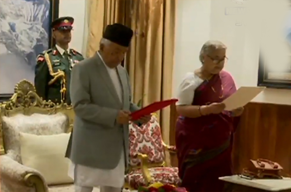 प्रधानमन्त्री सुशीला कार्कीले लिइन् शपथ, ६ महिनाभित्र निर्वाचन गराउने जिम्मेवारी